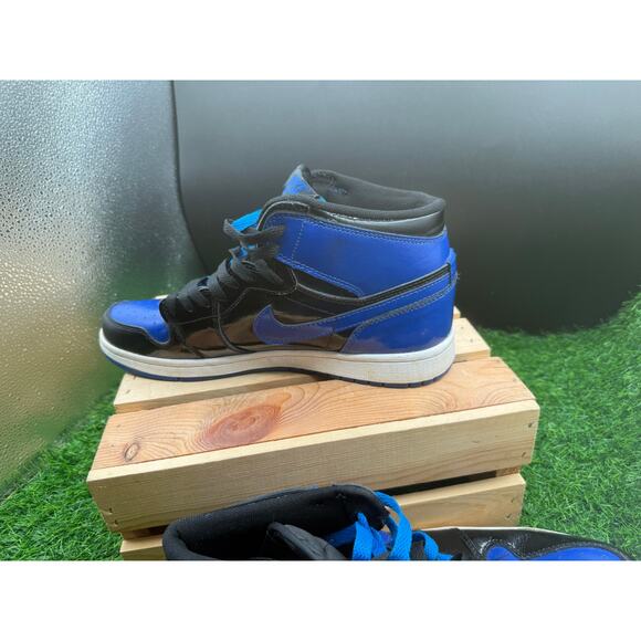 Nike- Air Jordan 1 Retro- High Top - Black/Blue-Size 10 M